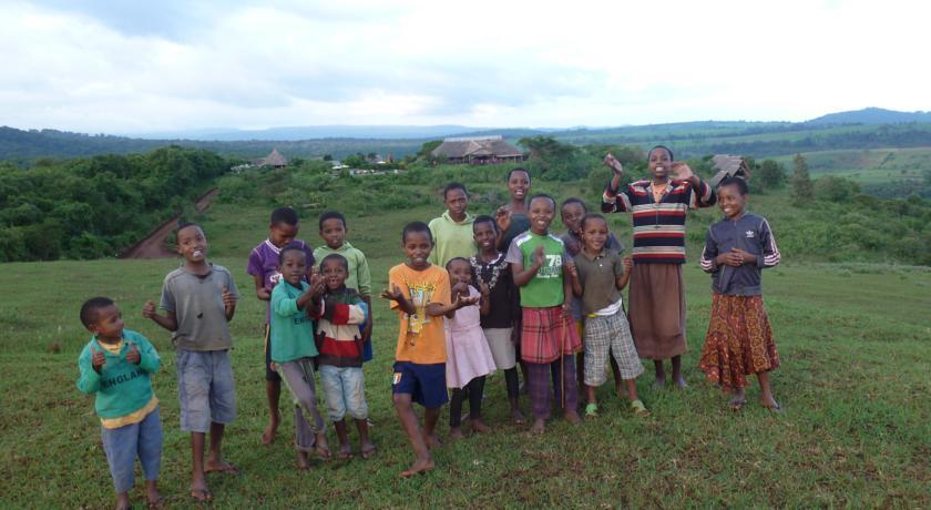 Rhotia Valley Tented Lodge And Children'S Home Karatu Extérieur photo